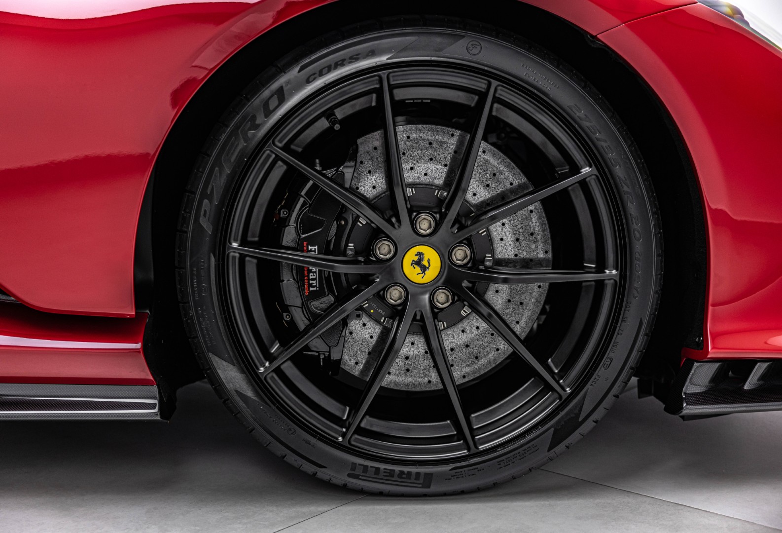 FERRARI 812 COMPETIZIONE APERTA